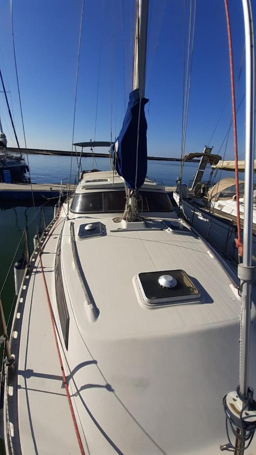 فندق Bed & Boat Brezza Del Mare فياريجيو المظهر الخارجي الصورة
