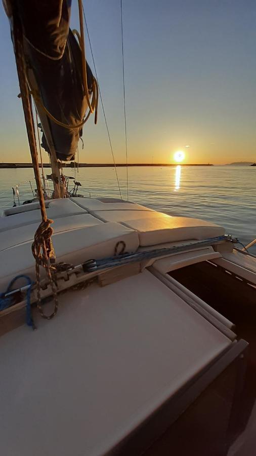 فندق Bed & Boat Brezza Del Mare فياريجيو المظهر الخارجي الصورة