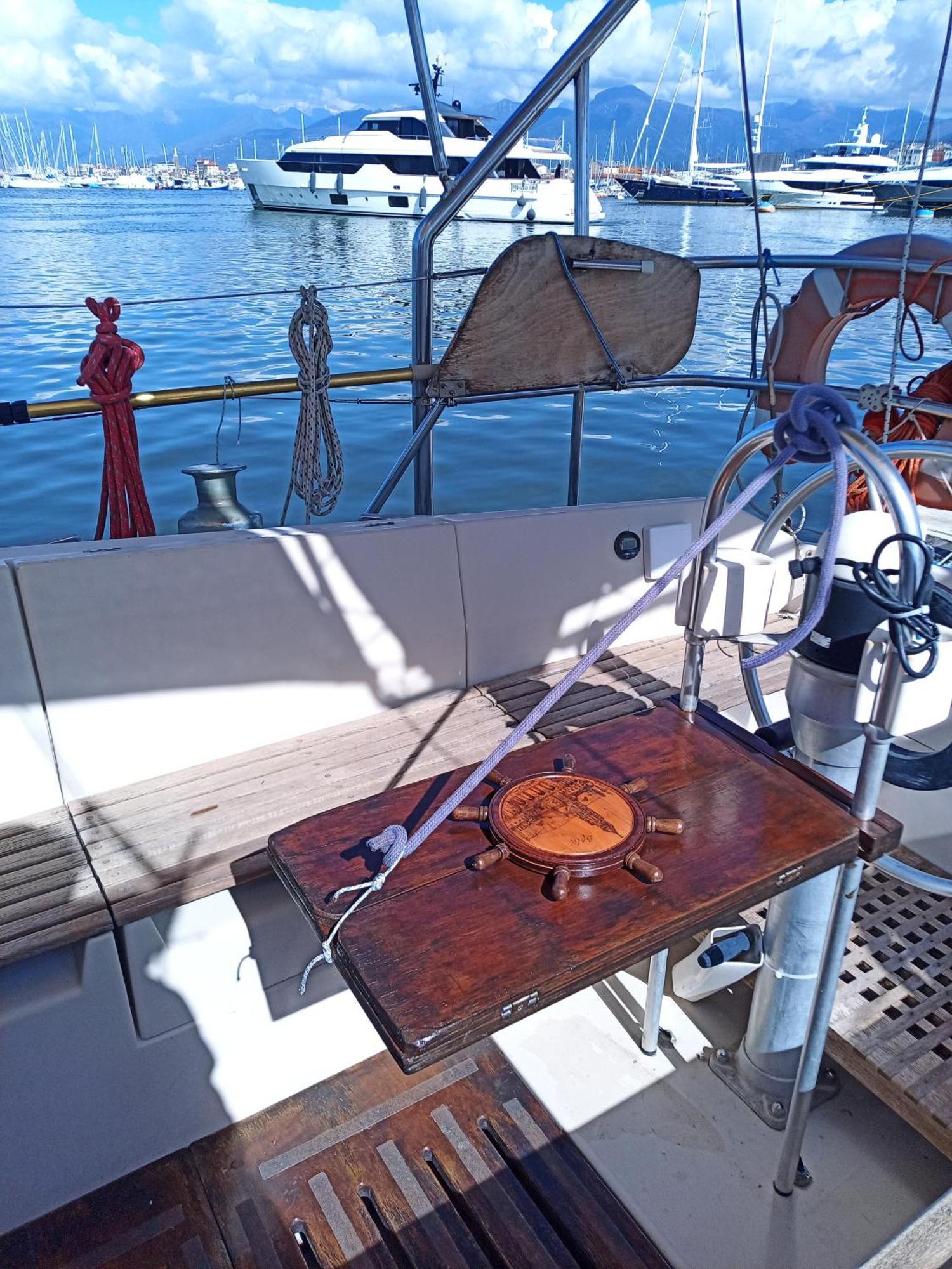 فندق Bed & Boat Brezza Del Mare فياريجيو المظهر الخارجي الصورة